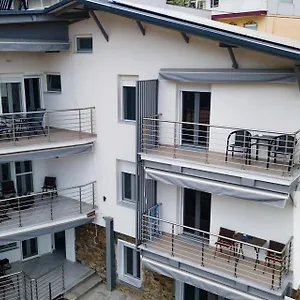 https://apt-stavros-lay-in.hotelschalkidiki.net